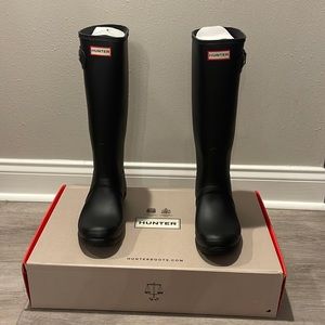 Hunter Original Tall Matte Boot NEW in the box